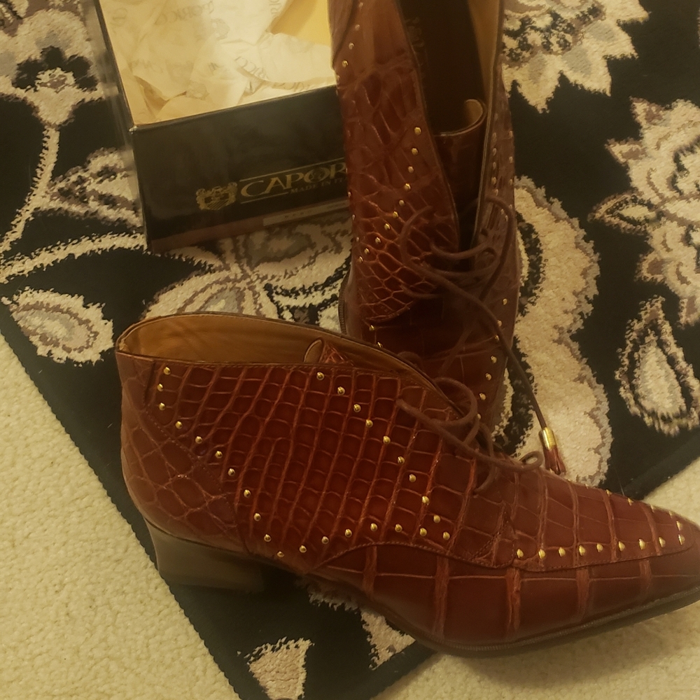 Ankle boots